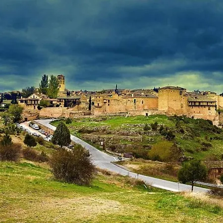 Duplex Con Piscina Climatizada Y Sauna, El Ultimo Rincon Lägenhet