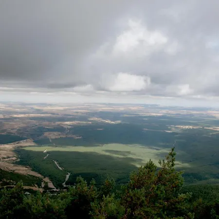 Duplex Con Piscina Climatizada Y Sauna, El Ultimo Rincon * La Pinilla (Castile and Leon)