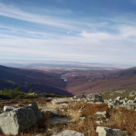 Duplex Con Piscina Climatizada Y Sauna, El Ultimo Rincon * La Pinilla (Castile and Leon)